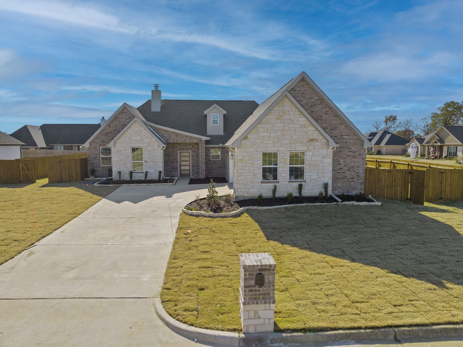 Texas Yeti Home Builders Team